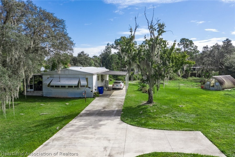 4361 Briarcliff Ave, Sebring, FL 33875 - photo 1
