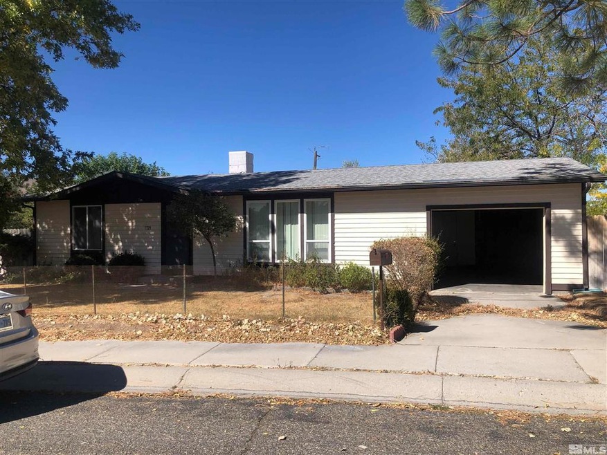 1729 Pearce St, Winnemucca, NV 89445 - photo 1