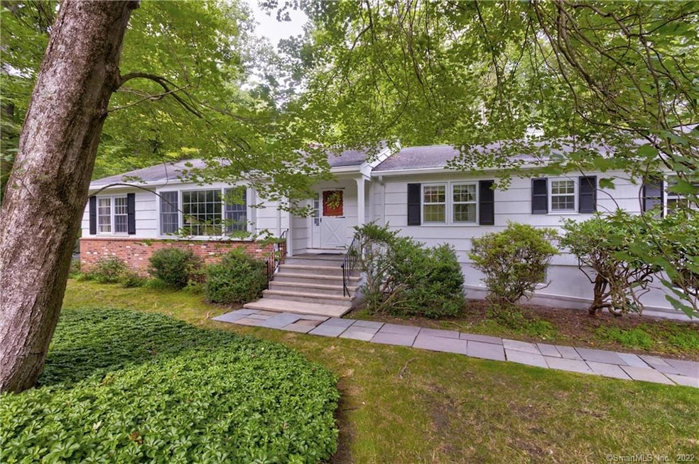 133 Country Club Rd, Stamford, CT 06903 - photo 1