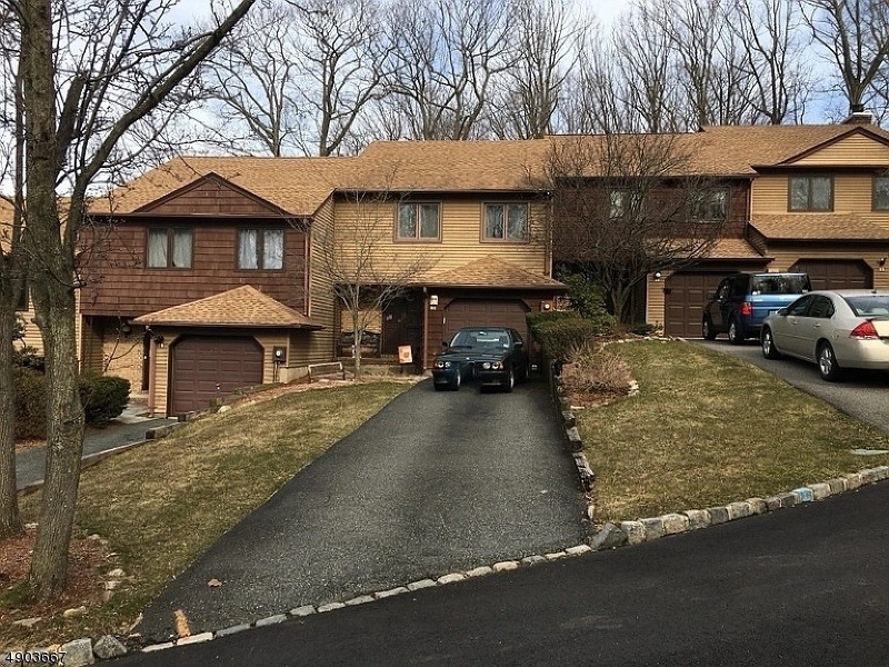 21 Heritage Ct, Morris Plains, NJ 07950 - photo 1