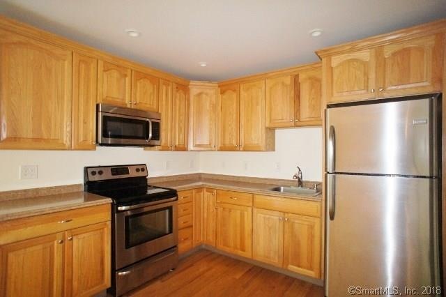 28 Davenport Ave unit B, Westport, CT 06880 - photo 1