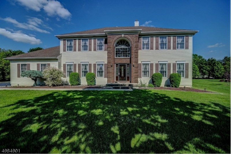 3 Anderson Way, Monmouth Junction, NJ 08852 - photo 1