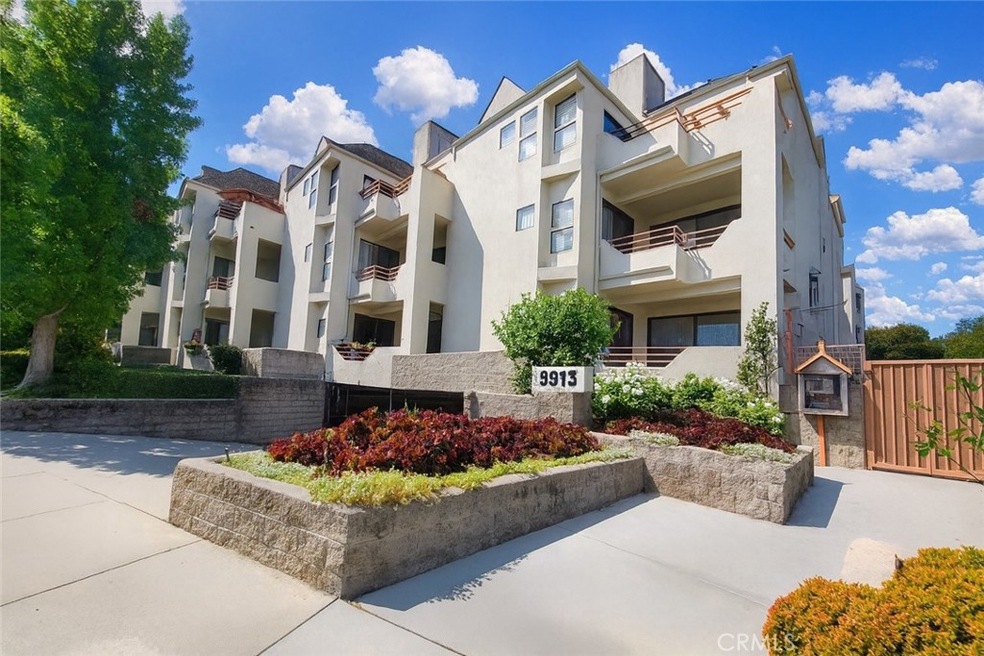 3913 N Virginia Rd unit 301, Long Beach, CA 90807 - photo 1