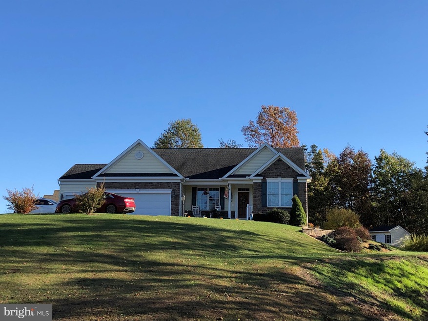 338 Toms Ln, Greencastle, PA 17225 - photo 1