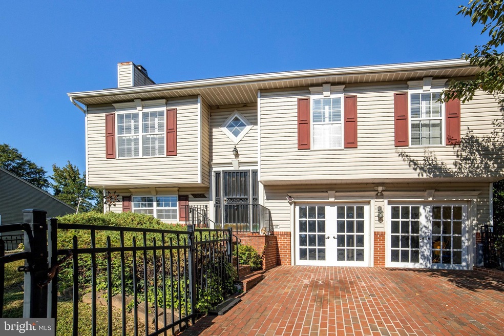 1004 Consideration Ln, Hyattsville, MD 20785 - photo 1