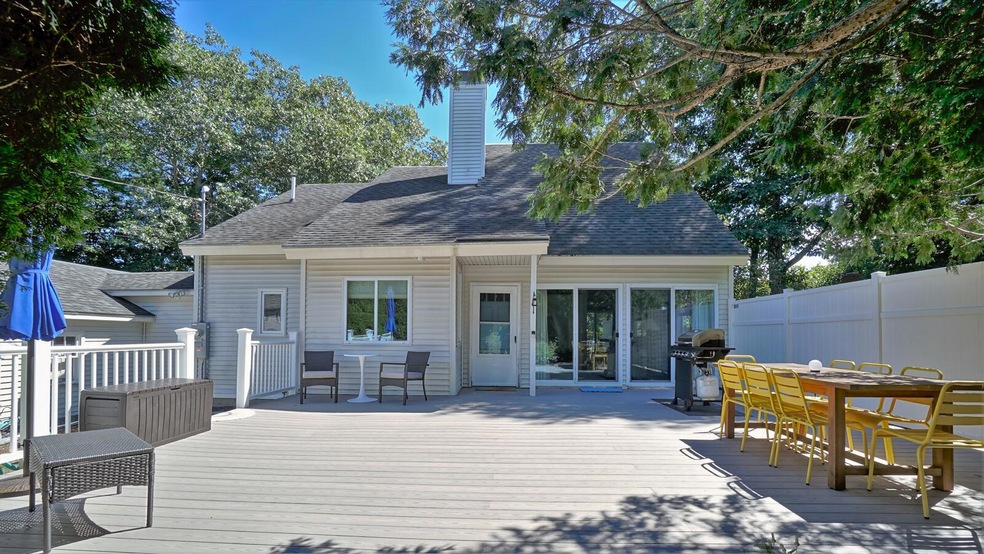 46 Highland Ave, Ogunquit, ME 03907 - photo 1