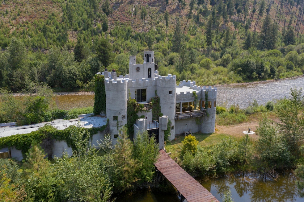 Front View, North Side
