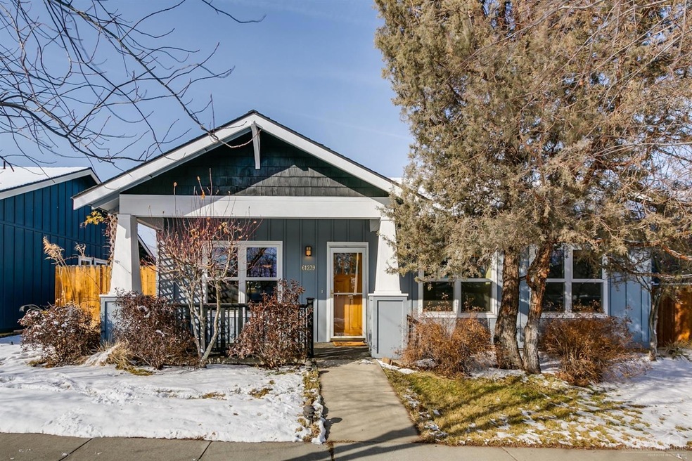 61239 Fairfield Dr, Bend, OR 97702 - photo 1