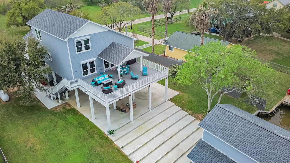 Under Contract $989,862