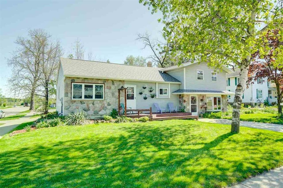 839 Janesville St, Oregon, WI 53575 - photo 1