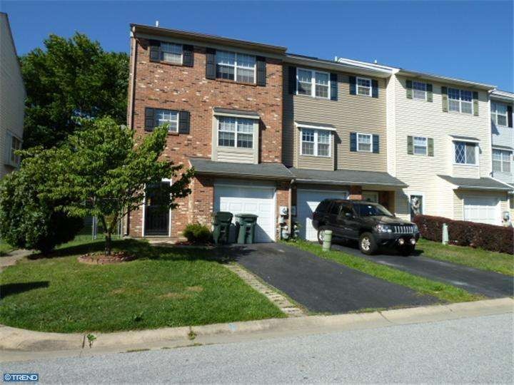 3022 W Greenshire Ct, Claymont, DE 19703 - photo 1