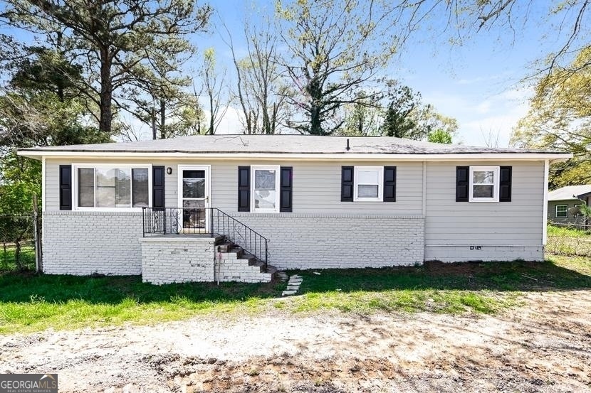 3027 Rex Rd, Rex, GA 30273 - photo 1