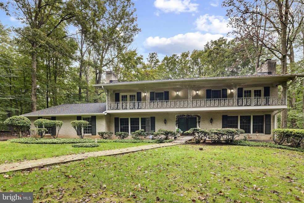 Under Contract $699,900