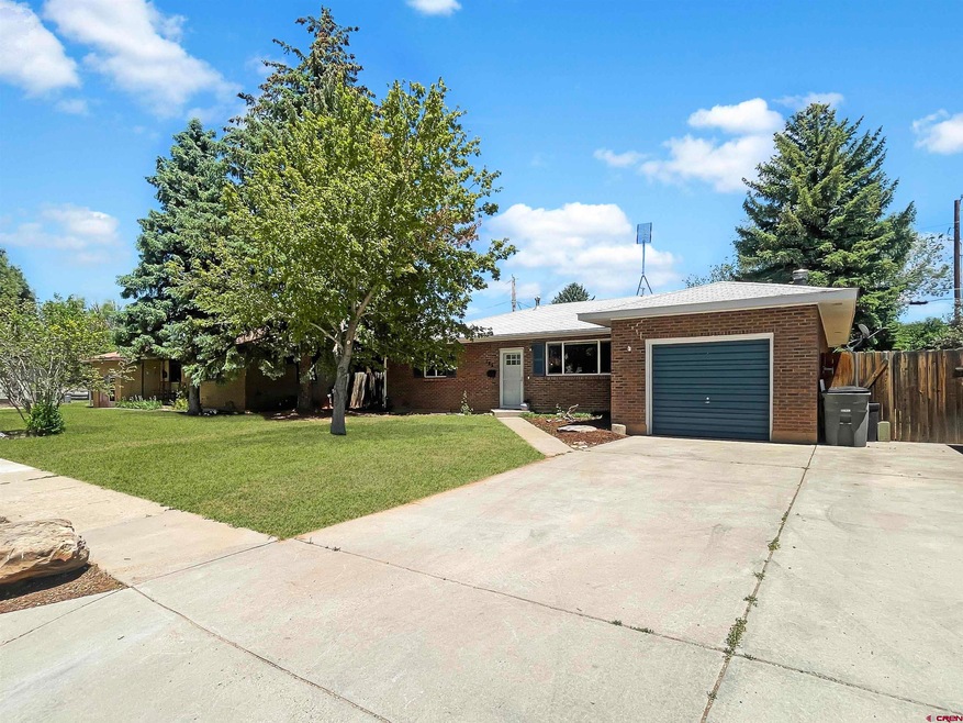 706 S Cedar St, Cortez, CO 81321 - photo 1