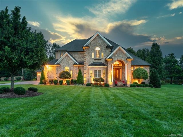 141 Canopy Oak Ln, Statesville, NC 28625 - photo 1