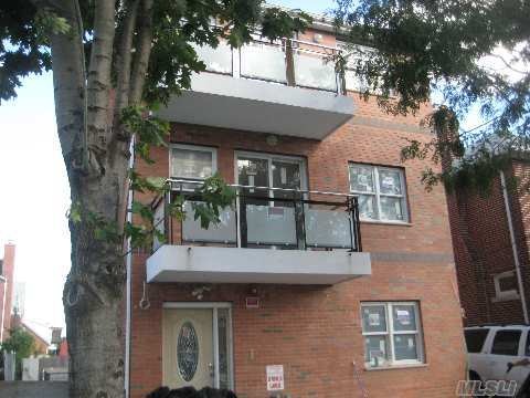 59-07 138th St unit 3rd Fl, Flushing, NY 11355 - photo 1