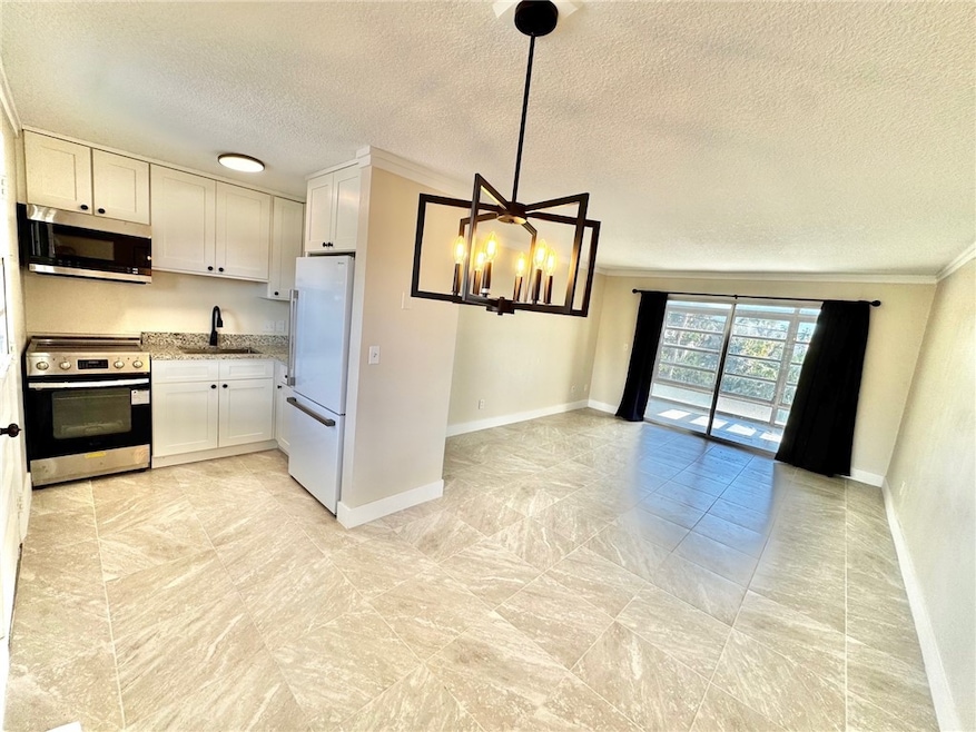 808 22nd St unit 12, Vero Beach, FL 32960 - photo 1