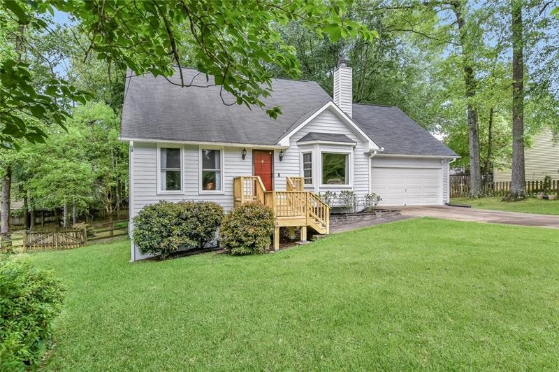 1386 Olde Mill Trace, Woodstock, GA 30188 - photo 1