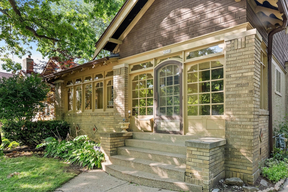 Under Contract $389,500