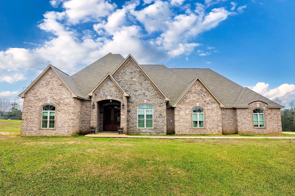 245 County Road 1711, Bay Springs, MS 39422