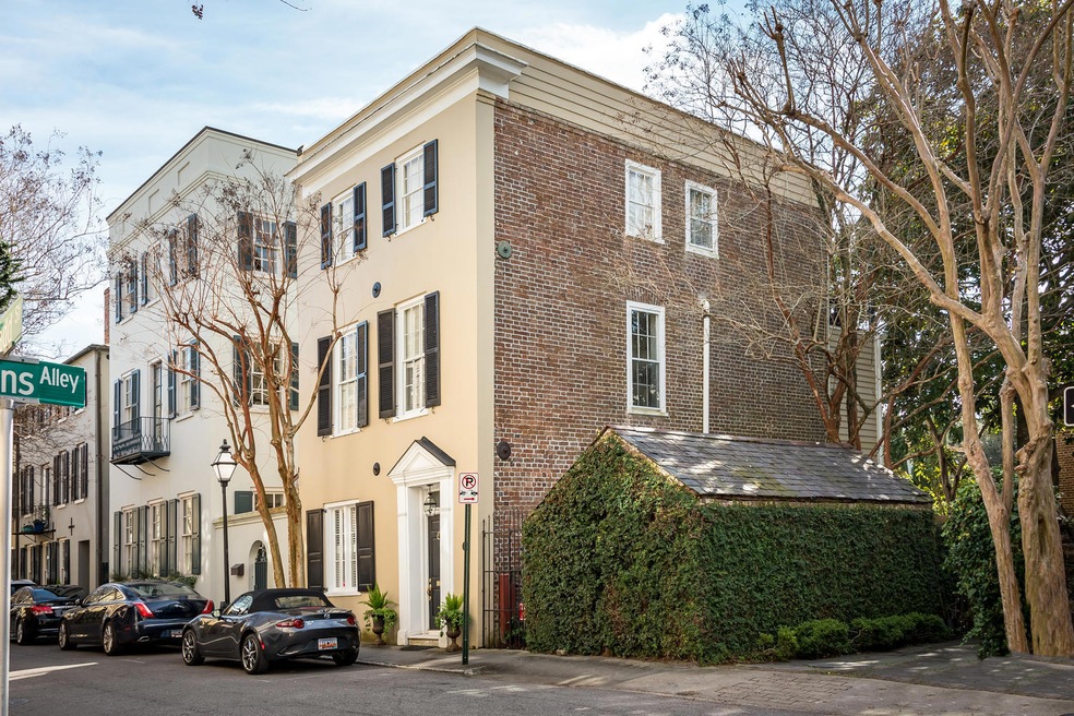 13 Tradd Street Charleston SC-001-3-KL2