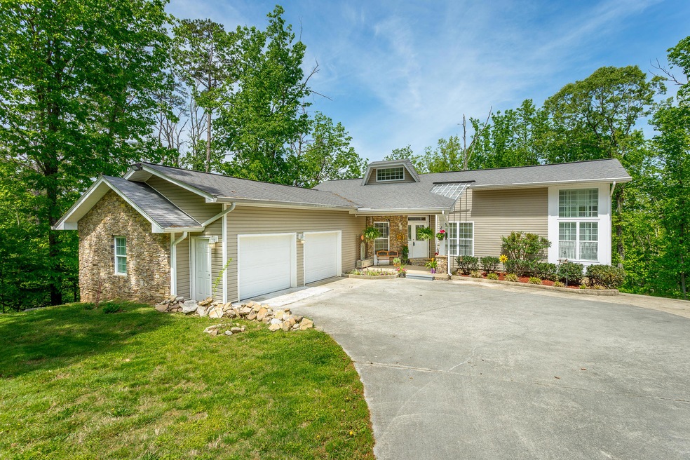 197 N Ridge Drive-10