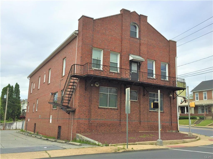 4510 Main St, Whitehall, PA 18052 - photo 1