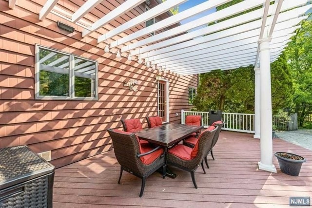 20 Tomahawk Path, Ringwood, NJ 07456 - photo 1