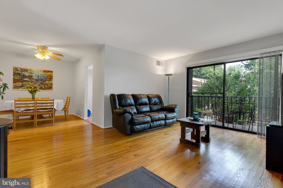 17802 Buehler Rd unit 139, Olney, MD 20832 - photo 1