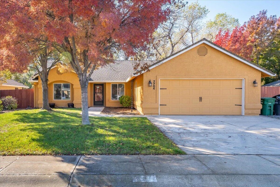 Welcome to 7704 Pit Rd!