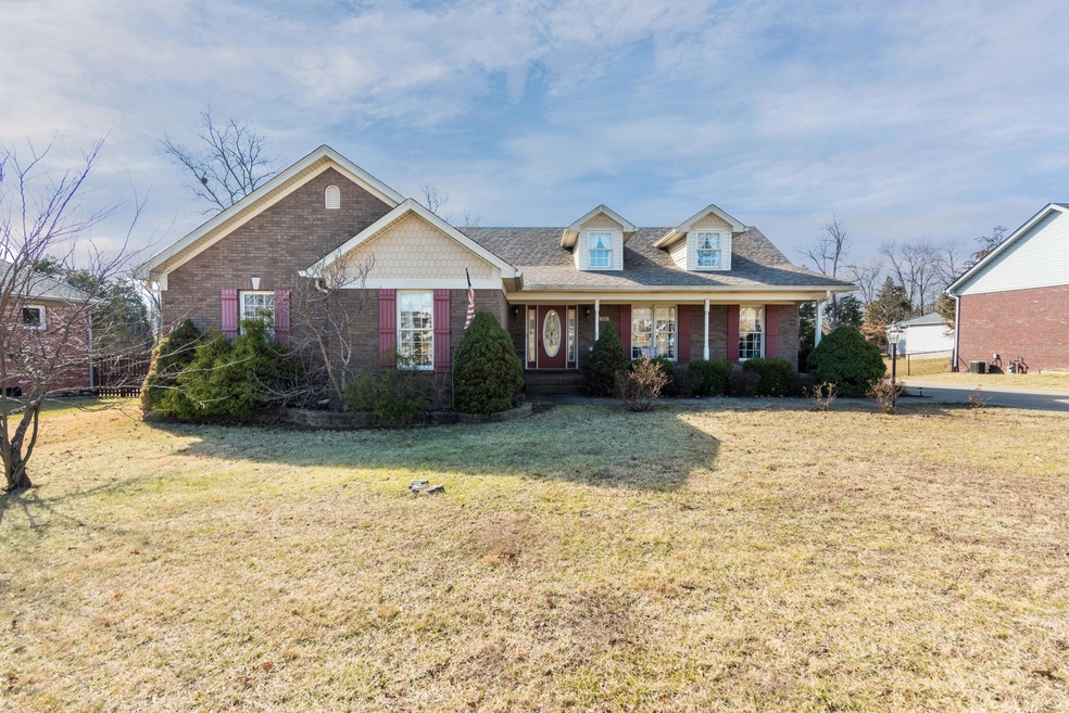 163 Burlwood Cir, Mount Washington, KY 40047 - photo 1