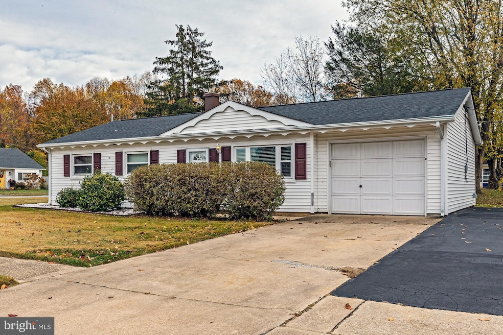 135 Garrett Rd, Newark, DE 19713 - photo 1