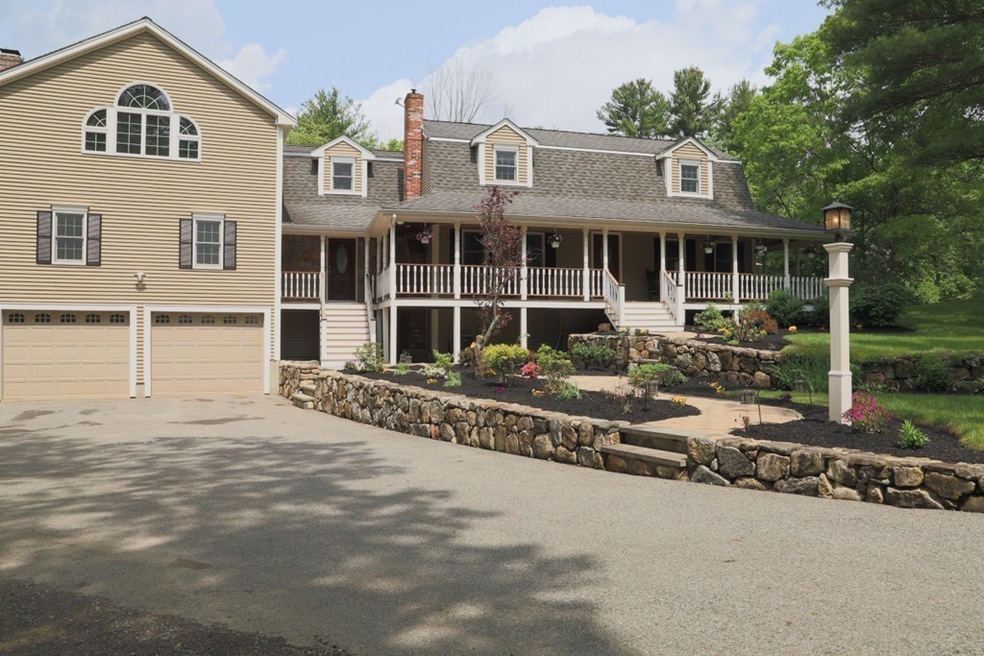 466 Lake St, Bellingham, MA 02019 - photo 1