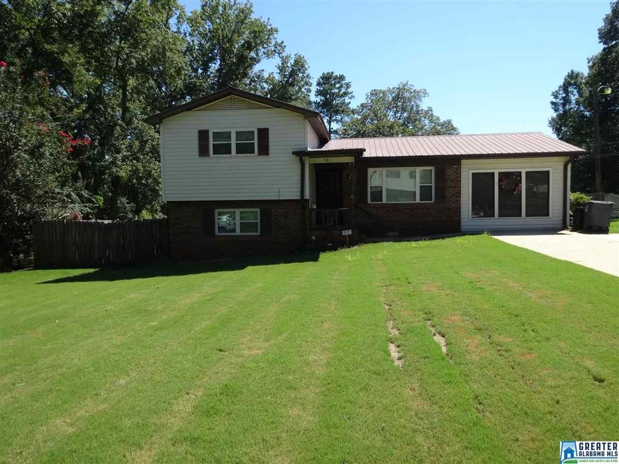 583 Karey Dr, Center Point, AL 35215 - photo 1