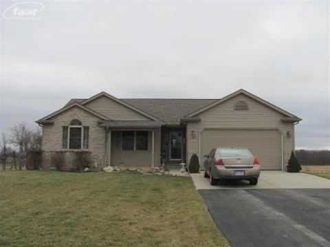 5440 E Carpenter Rd, Flint, MI 48506 - photo 1