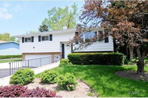 2719 N Evergreen Ave, Waukegan, IL 60087 - photo 1