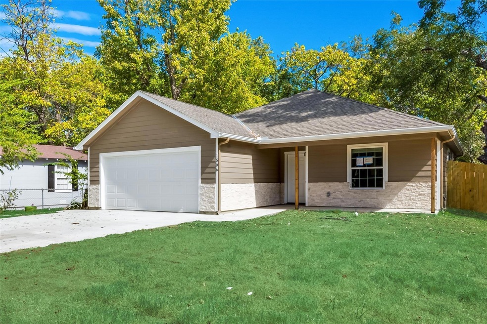 1506 N Buffalo Ave, Cleburne, TX 76033 - photo 1