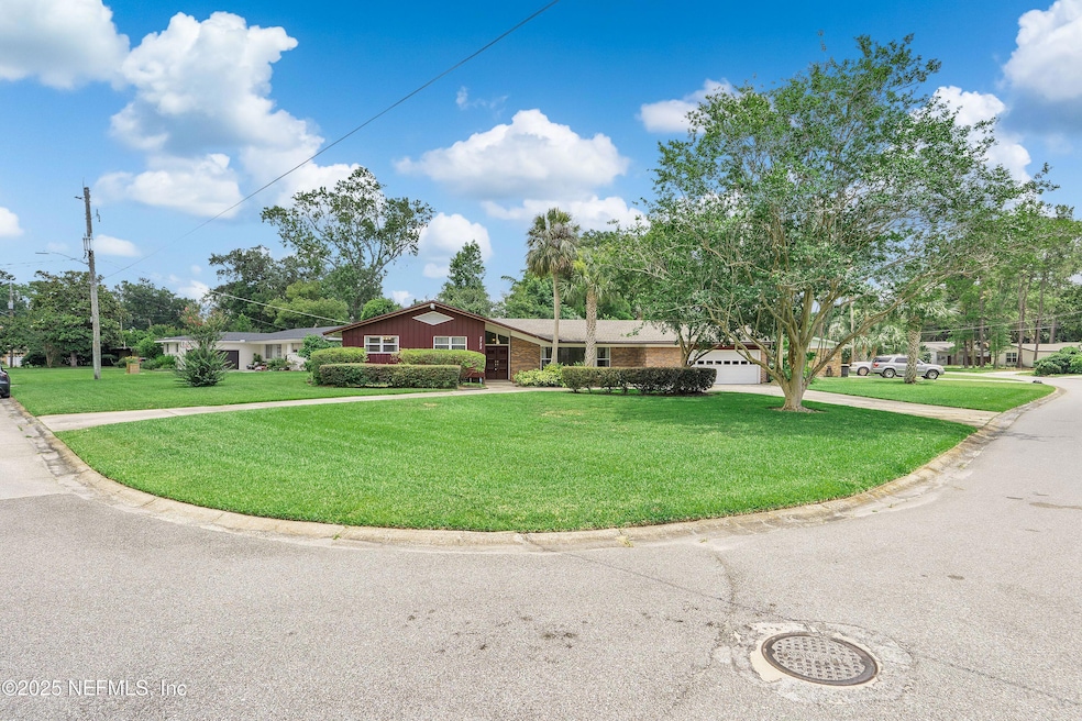 mls-2733 Alvarado Ave-01