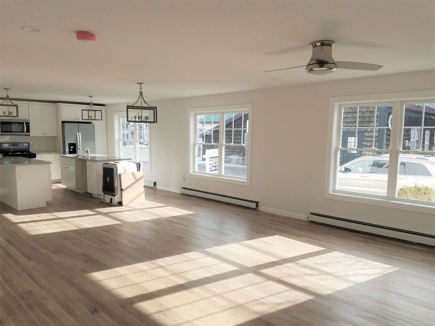 9 Clifford St unit A, Exeter, NH 03833 - photo 1