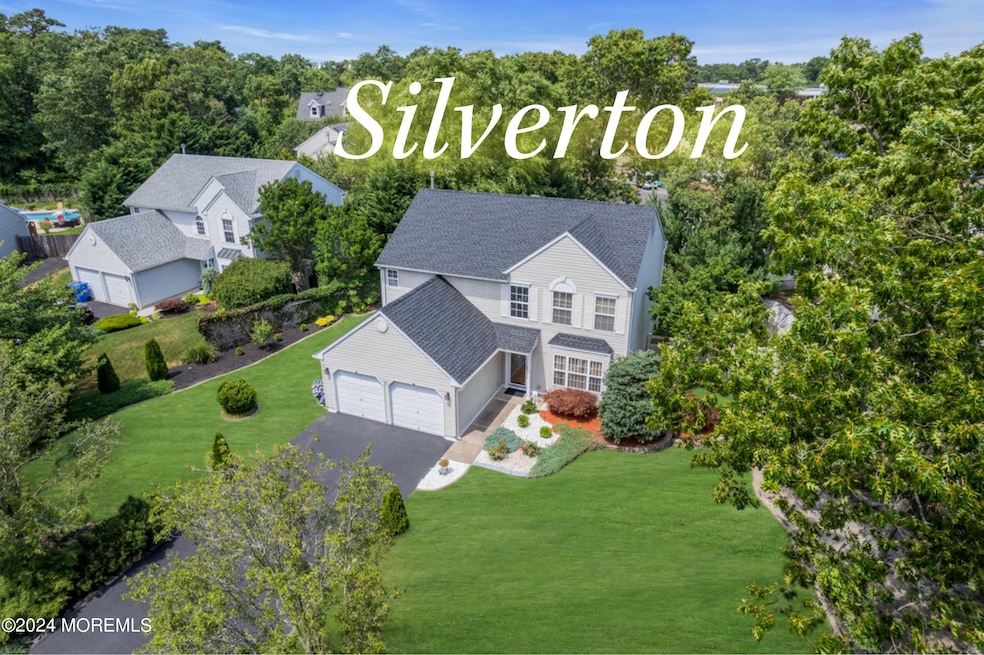 78 Holly Tree Ln, Toms River, NJ 08753 - photo 1