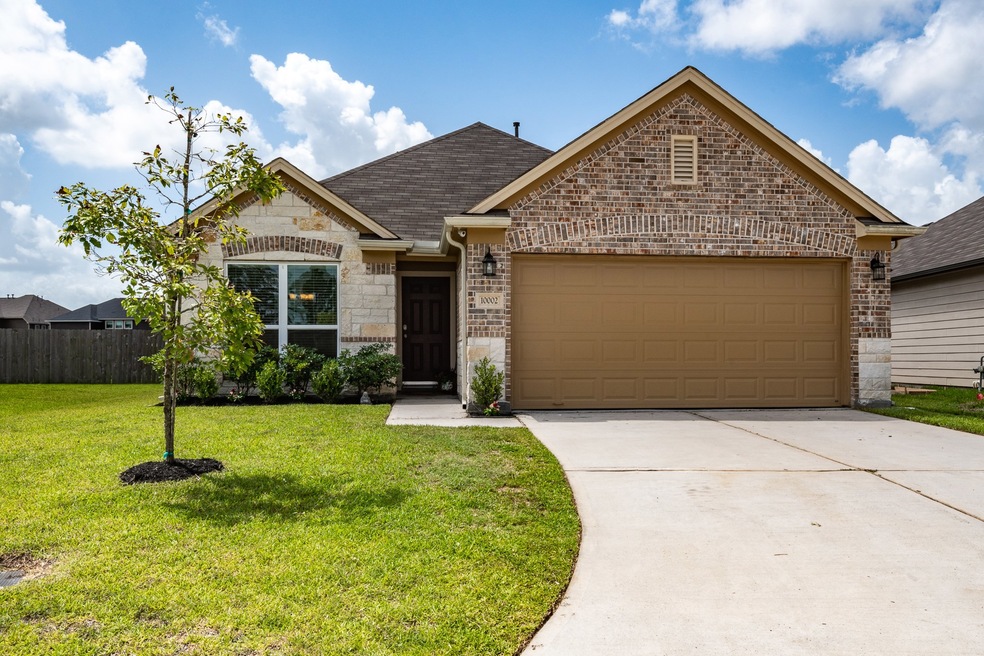 10002 Chimney Swift Ln, Conroe, TX 77385 - photo 1