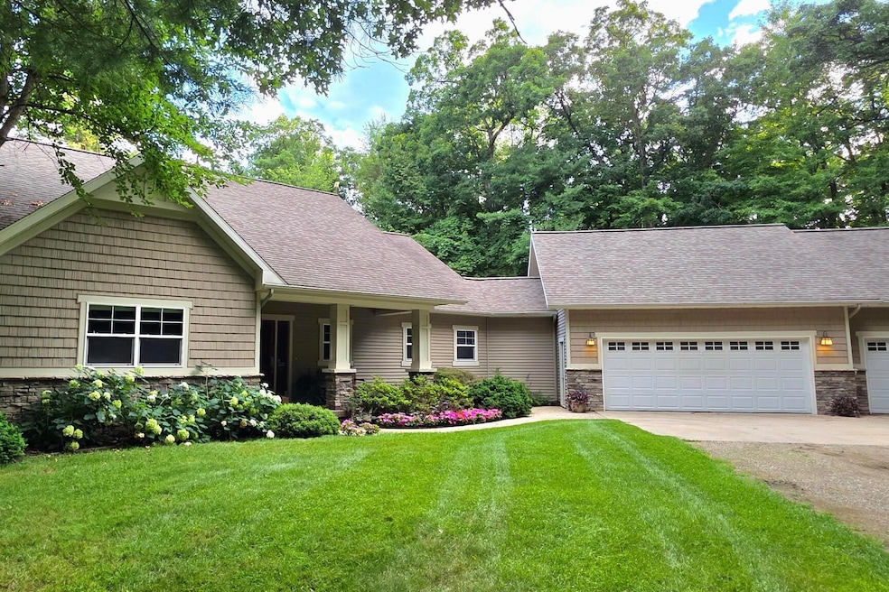 8702 E 98th St, Howard City, MI 49329 - photo 1