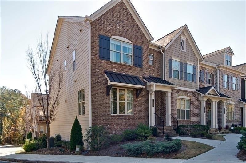 1693 Hammock Dr, Smyrna, GA 30080 - photo 1