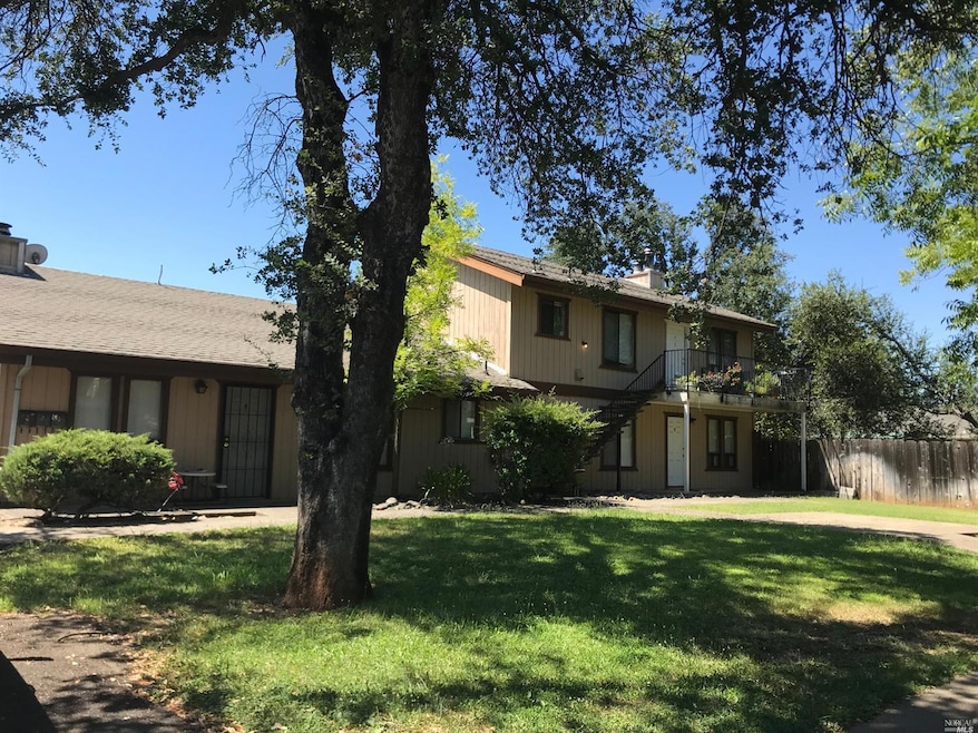 2952 Robert Ct, Redding, CA 96002 - photo 1