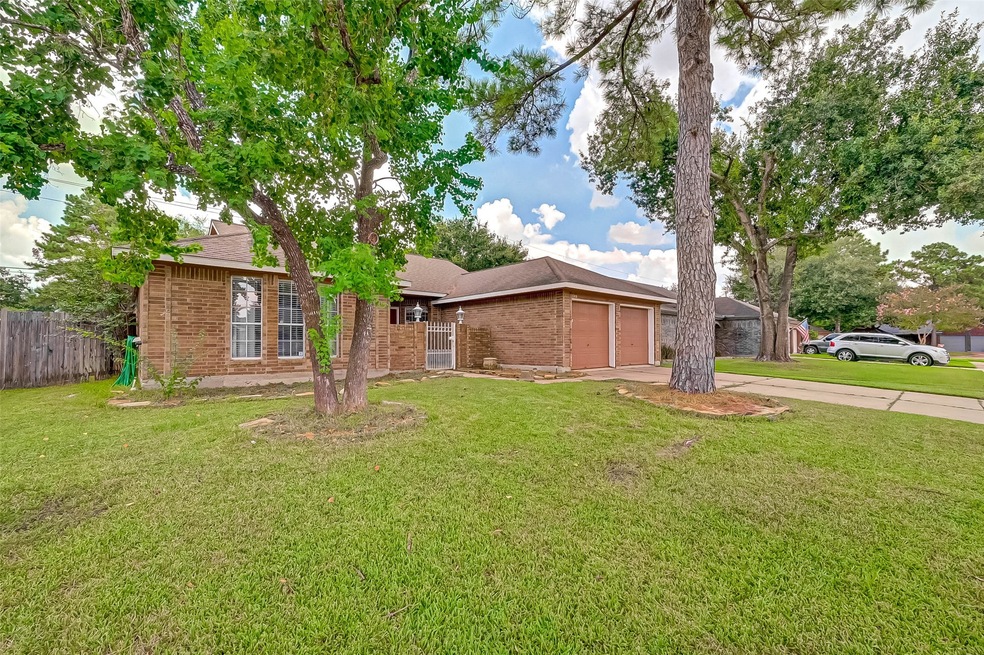 17418 Chamberlain Dr, Houston, TX 77095 - photo 1