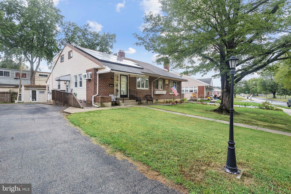 Pending $249,900 • Co-Listing Agent