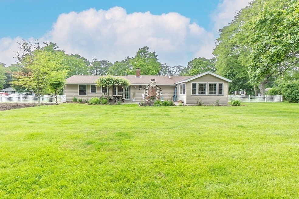 117 Burley St, Danvers, MA 01923 - photo 1