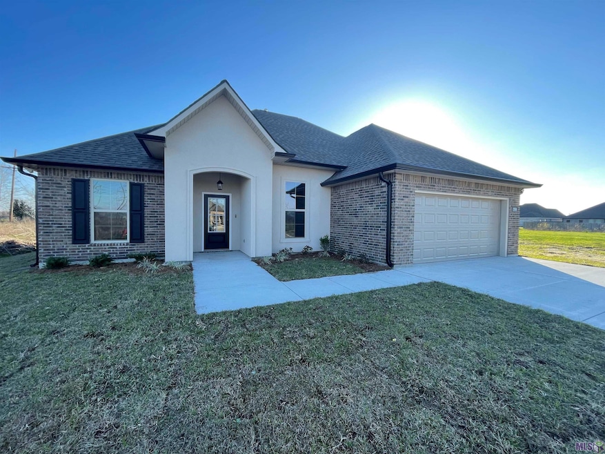 2504 Red Knot Dr, Houma, LA 70364 - photo 1