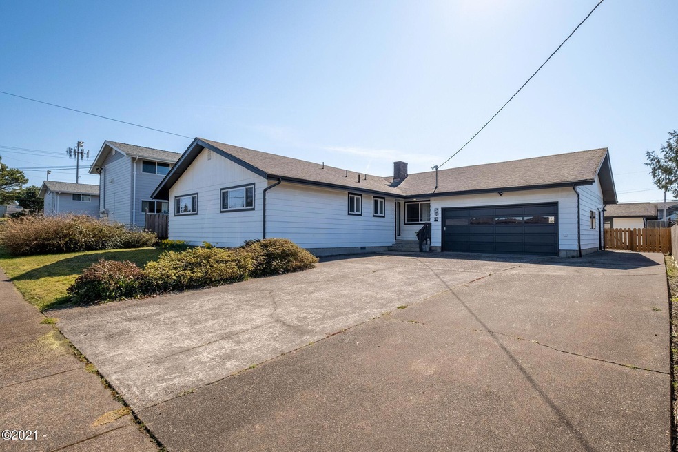 438NE6th (1)
