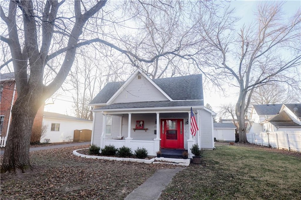 449 E Adams St, Franklin, IN 46131 - photo 1